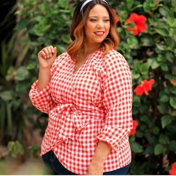 Lane Bryant Red & White True Wrap Gingham Top Blouse Size 22/24 NWT - Picture 2 of 10